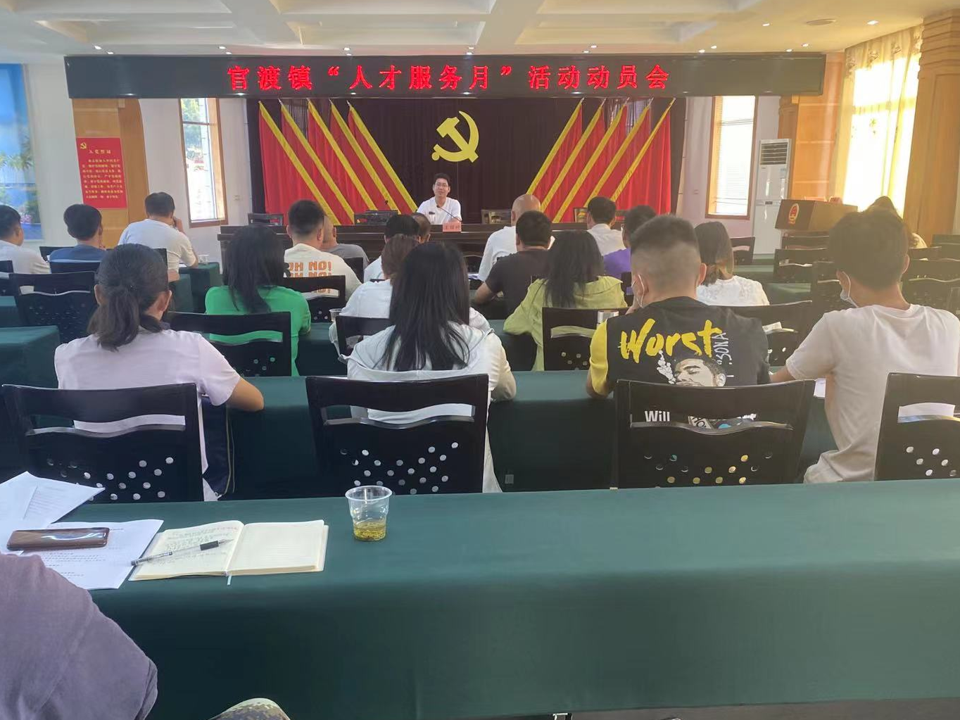 官渡镇：扎实做好人才服务工作