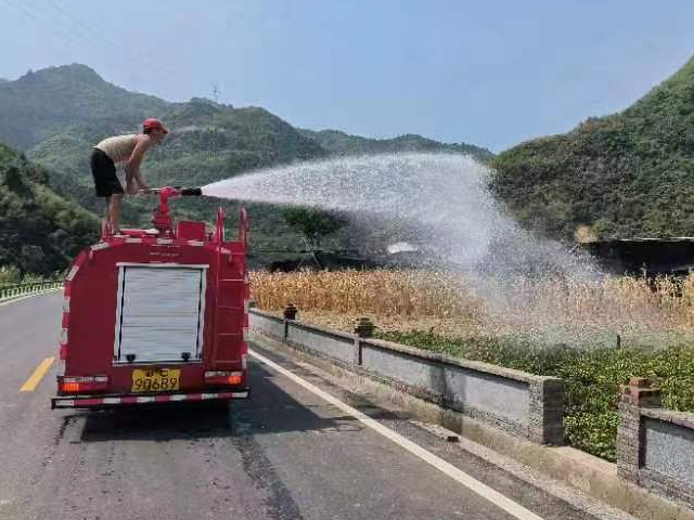 官渡镇：全力抗旱保秋收
