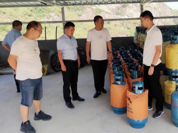 官渡镇：强化燃气监管 拧紧燃气“安全阀”