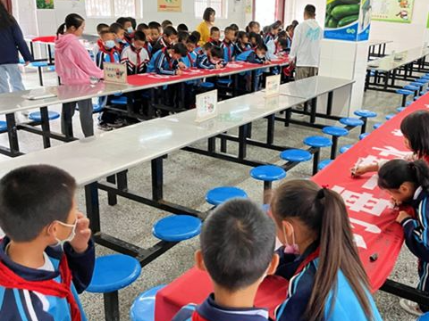 擂鼓镇小学启动“美好‘食’光 光盘行动”主题系列教育