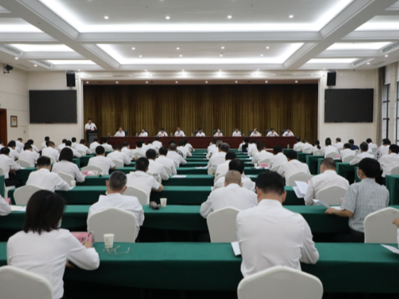 县委召开营造“三个环境”专题推进会