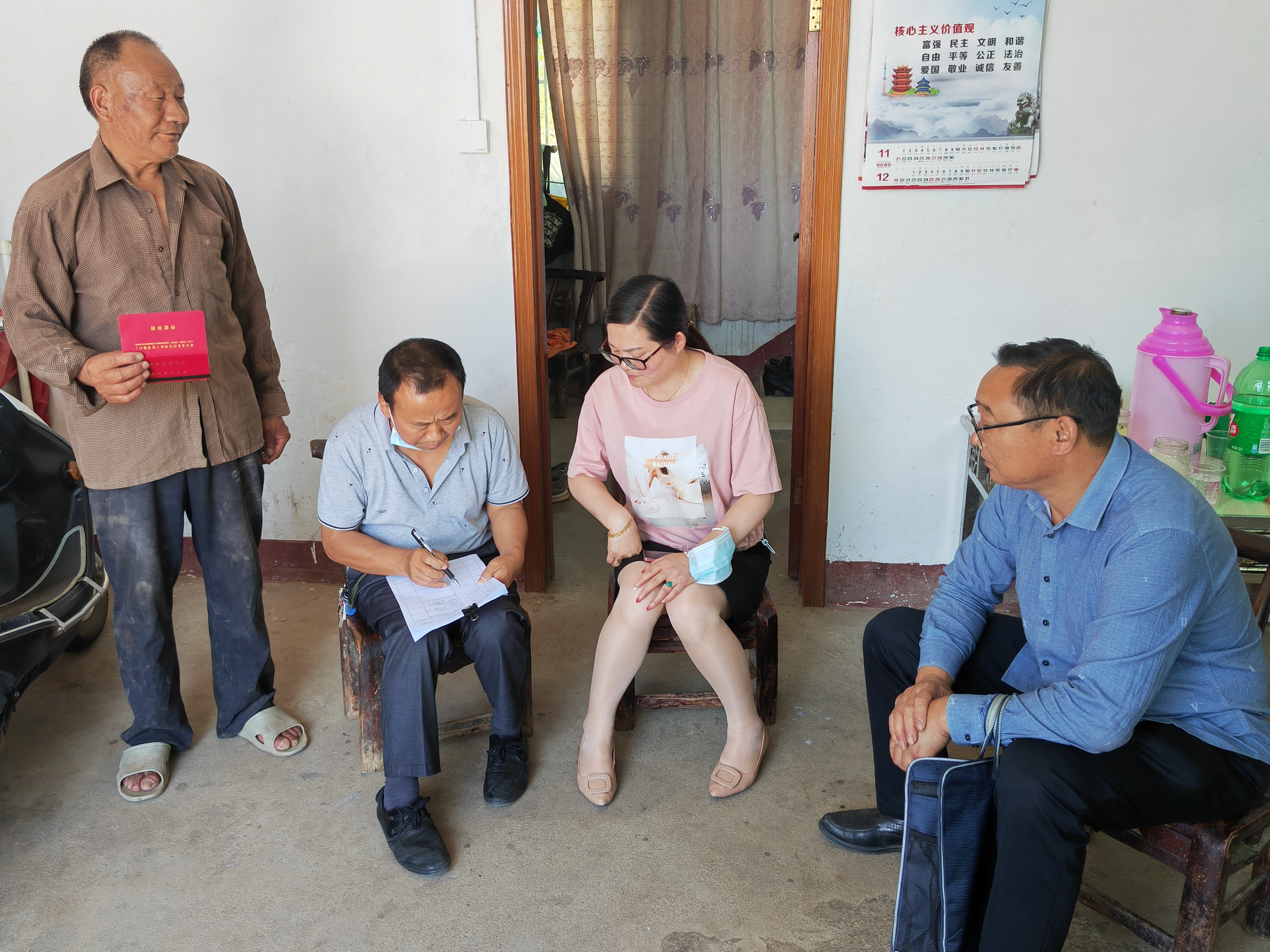 宝丰镇：落实惠农补贴政策暖民心