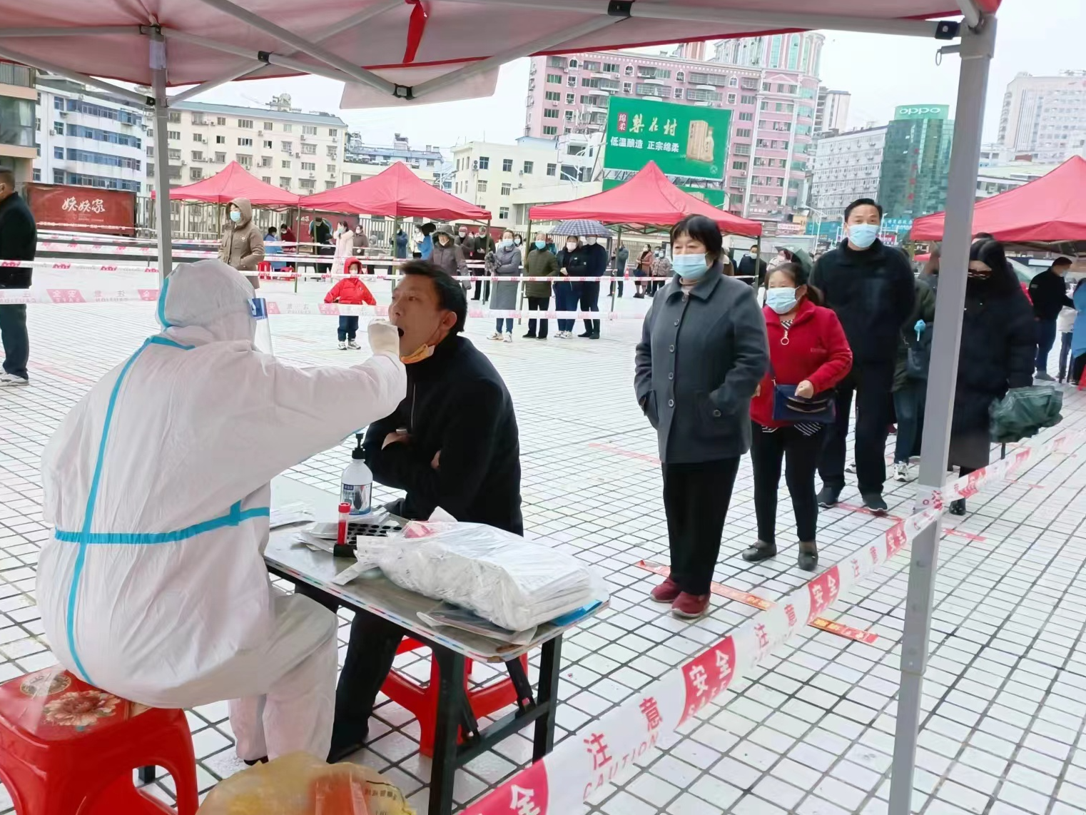 城关镇：凝聚多方力量 筑牢疫情防线