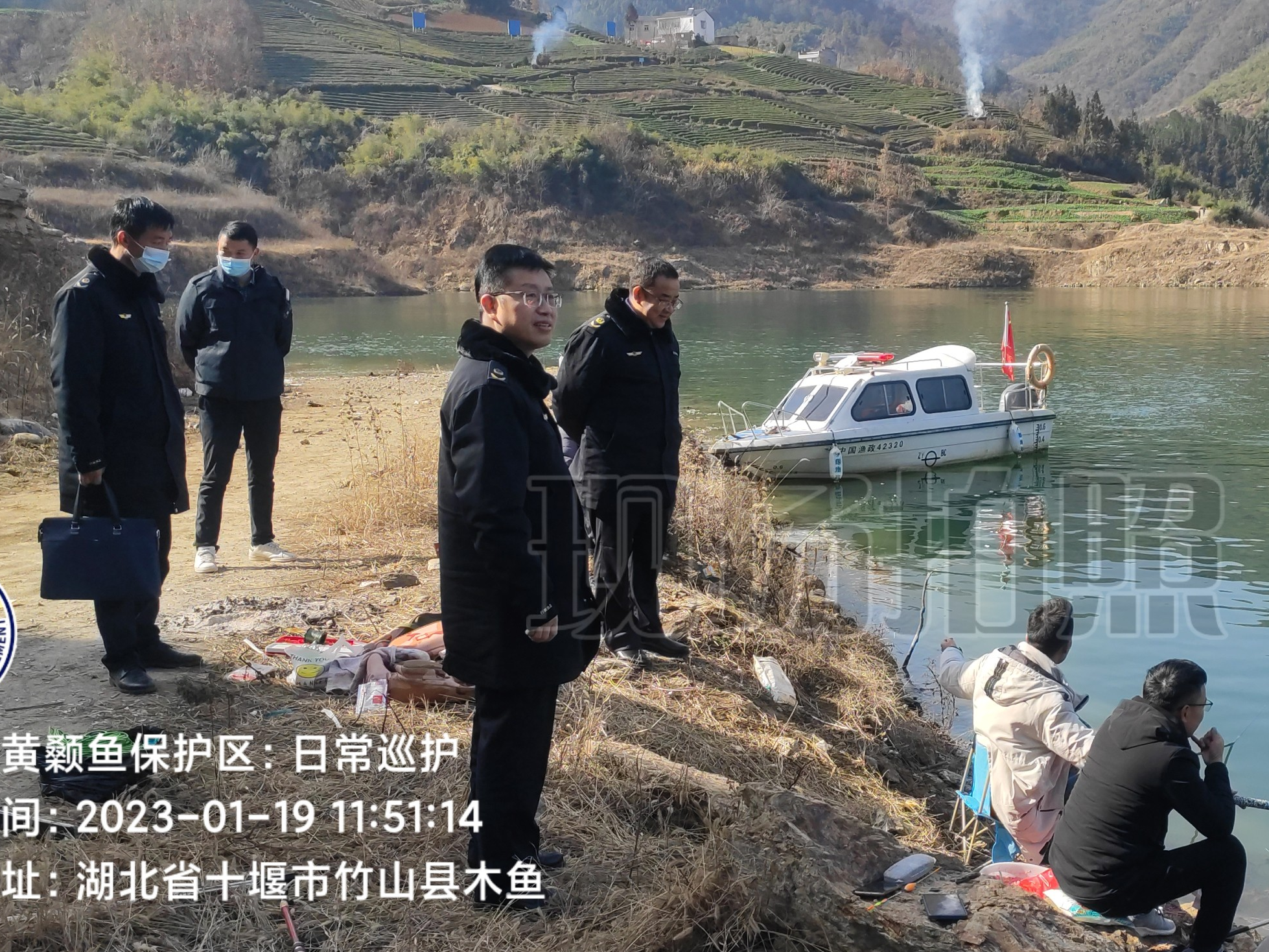 县渔政中队开展春节前安全生产检查