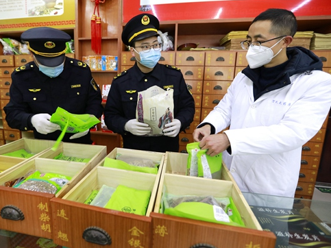 溢水市场监管所开展中药饮片市场专项整治