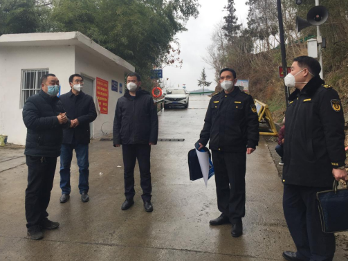 县交通局：全力服务运输企业 保障道路交通安全