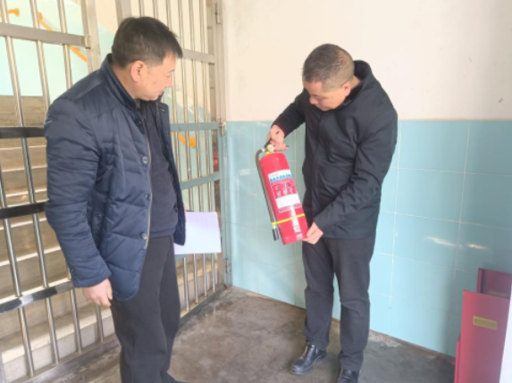 柳林乡：筑牢安全线 防患于未然