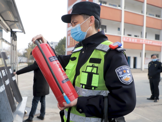 麻家渡镇：专班督查安全 全力护航开学