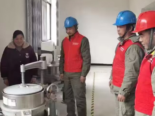 麻家渡供电所：细致服务 力保春茶加工“不差电”