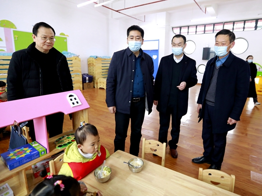 县教育局指导宝丰镇第二幼儿园开园工作