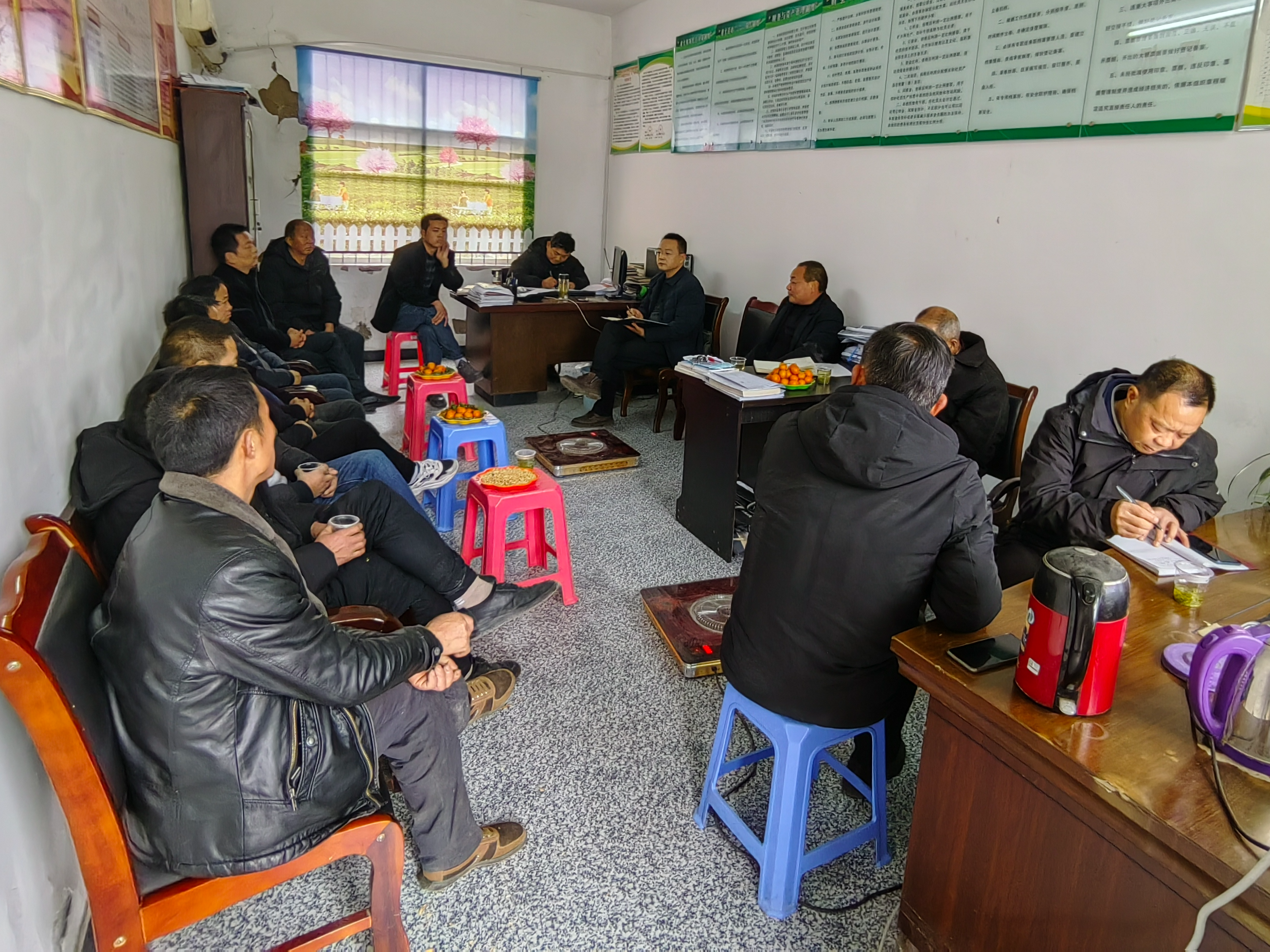宝丰镇召开返乡成功人士座谈会