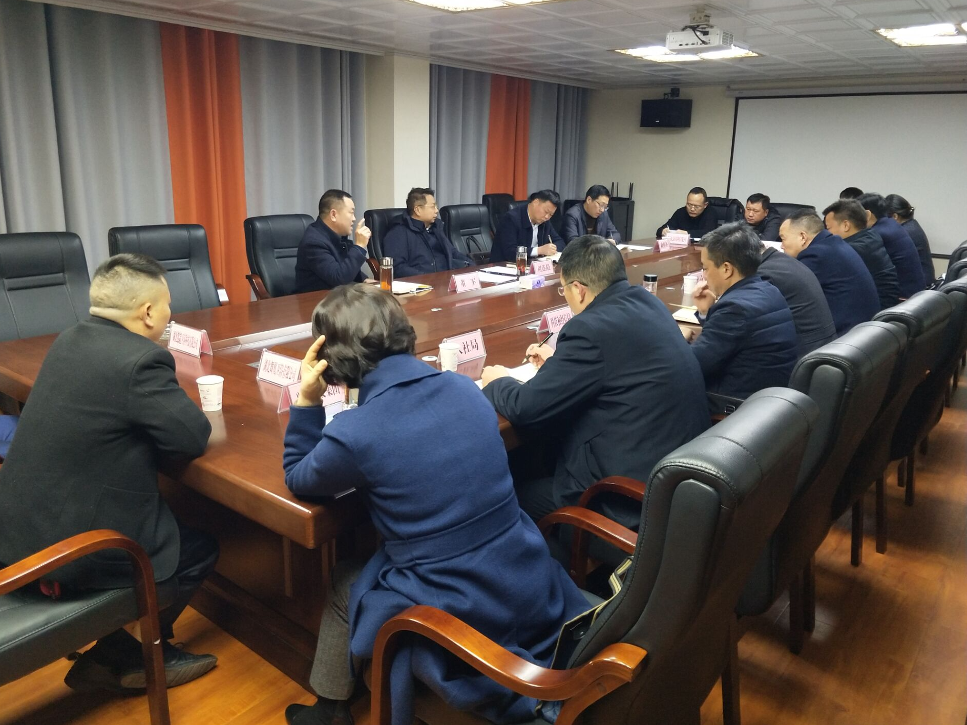 我县召开卫浴重点企业建设推进会