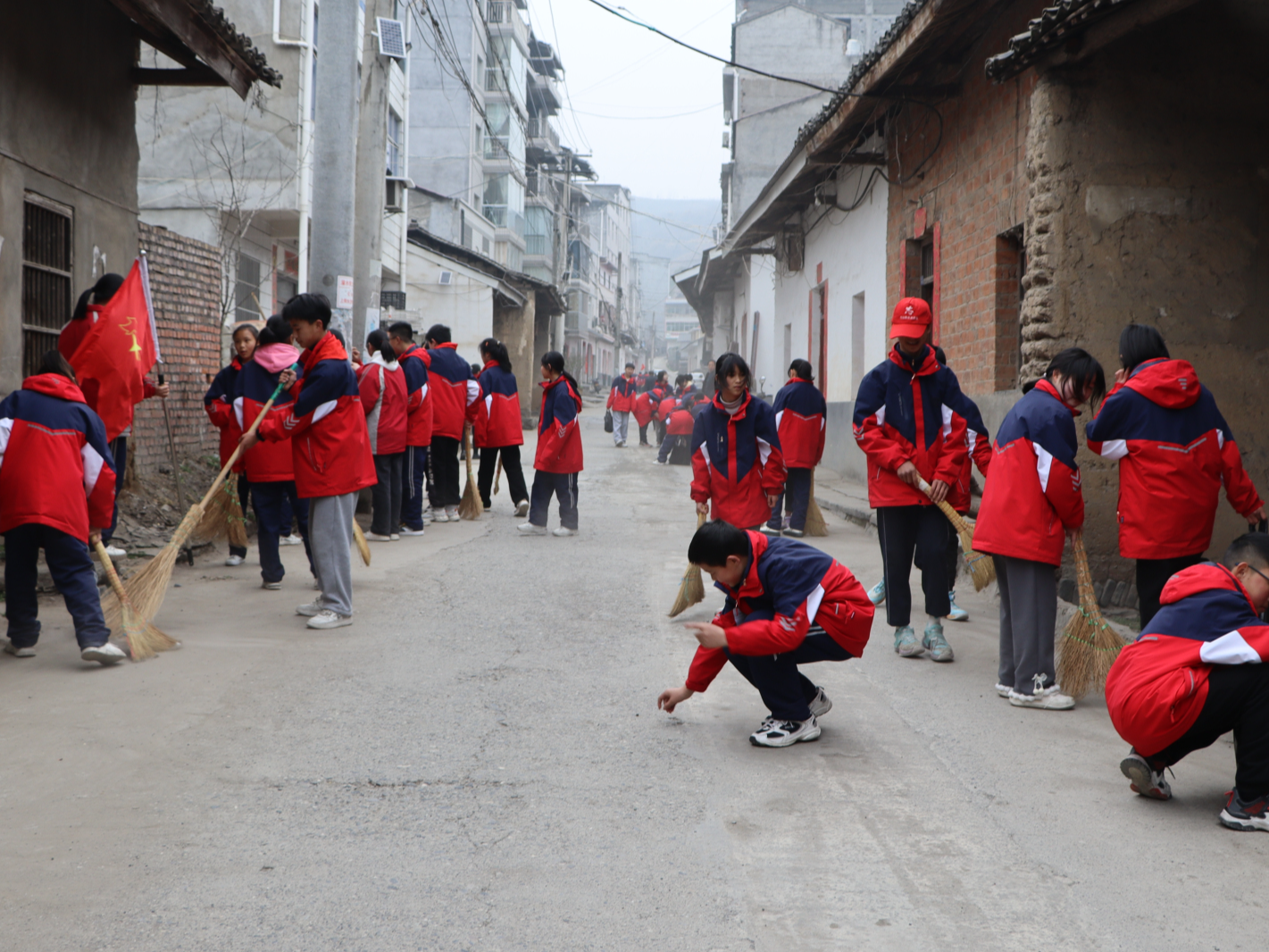 溢水中心学校：扎实开展创文志愿服务活动