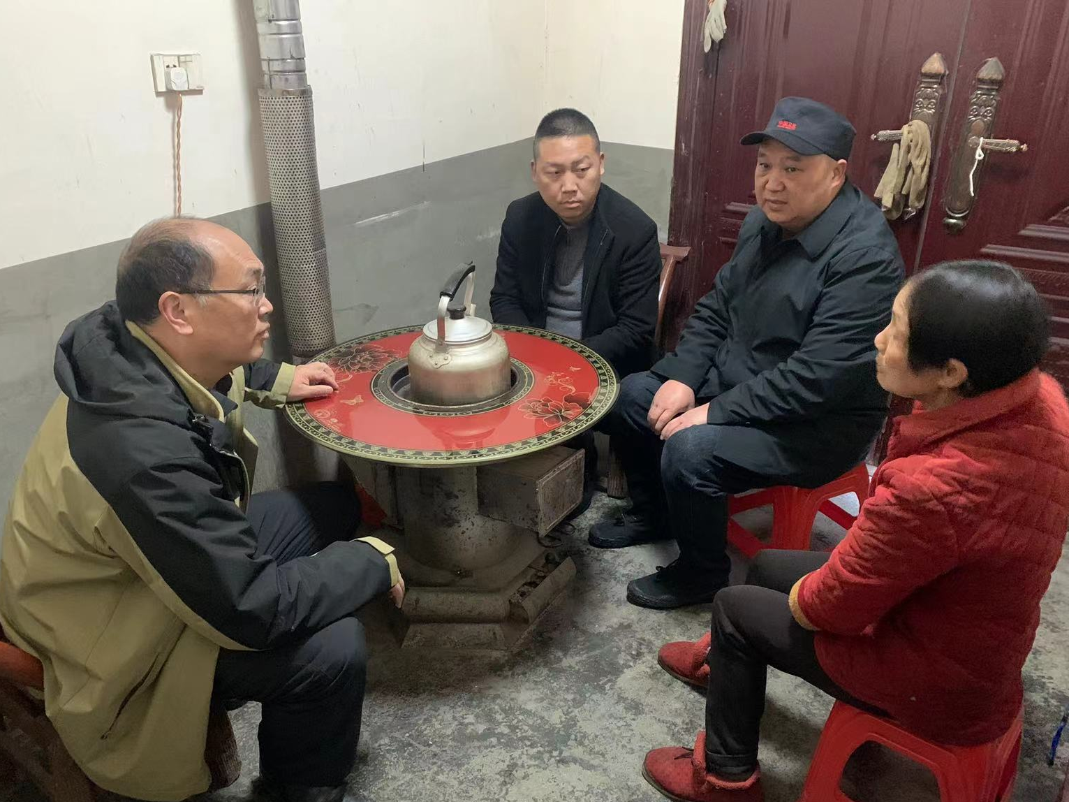 官渡镇：户户走到保平安 事事关心暖人心