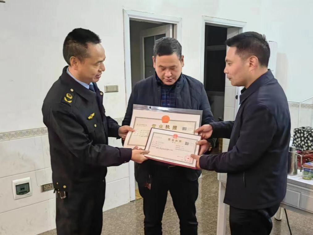 双台乡：打好“组合拳” 实现招商引资“加速跑”