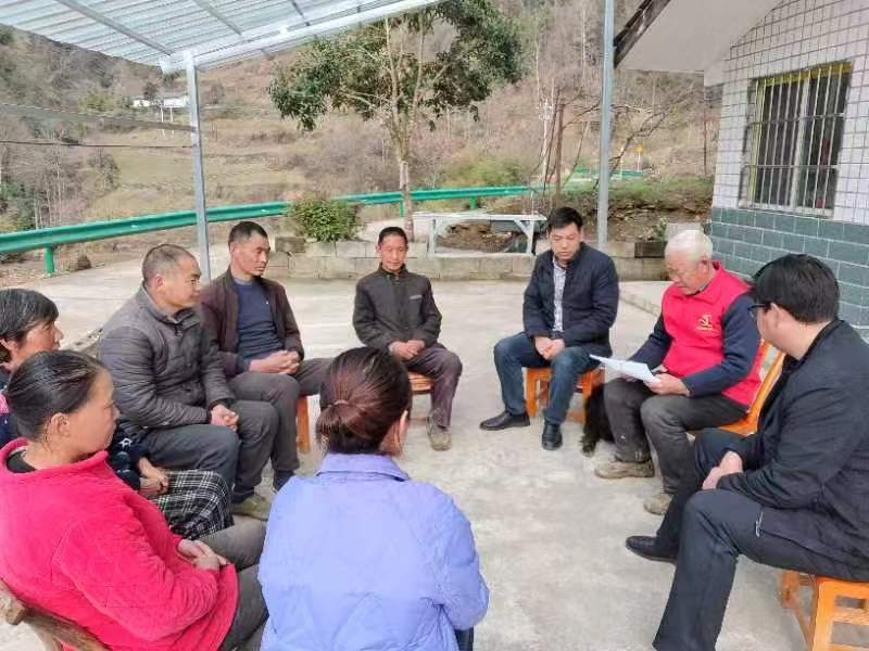 柳林乡:三举措推动学雷锋活动走深走实
