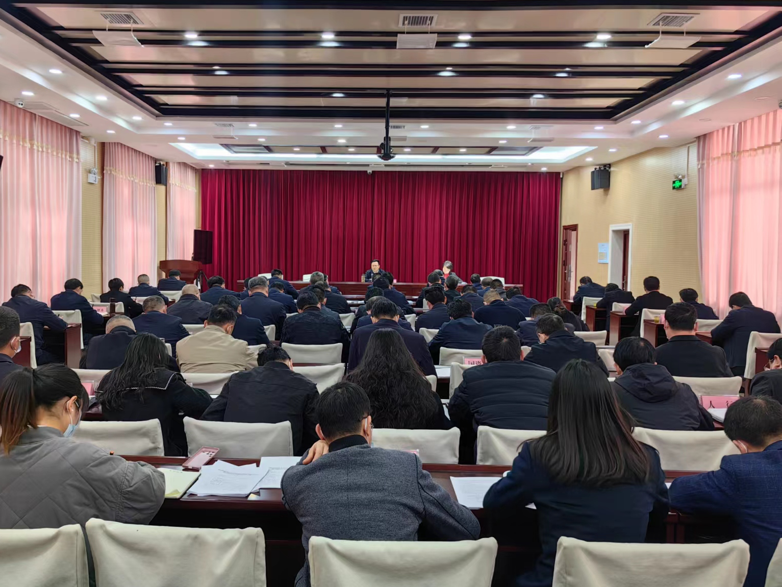 全县生态环境保护委员会全体会议召开
