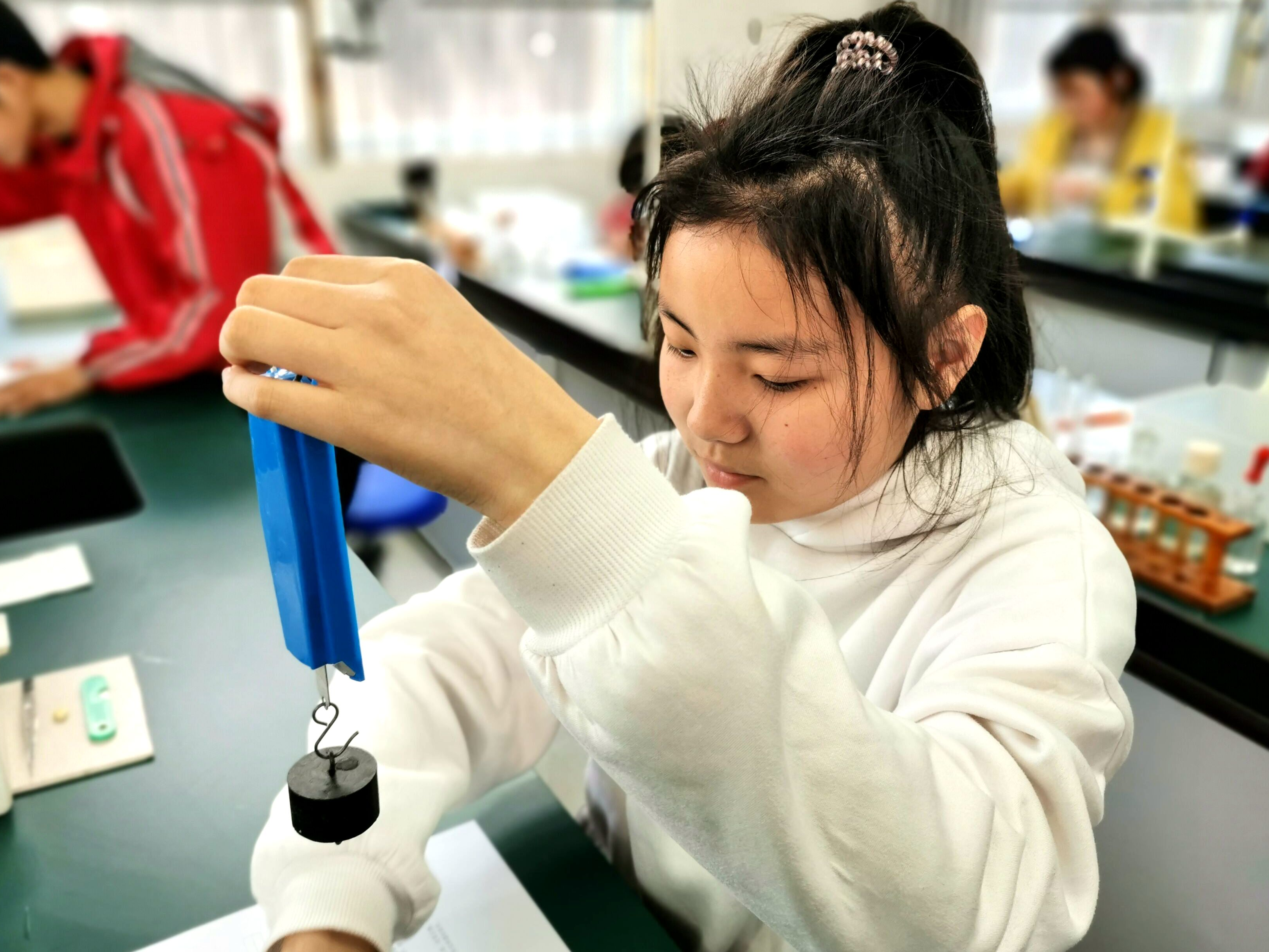 宝丰中学开展理化生实验操作中考实战演练