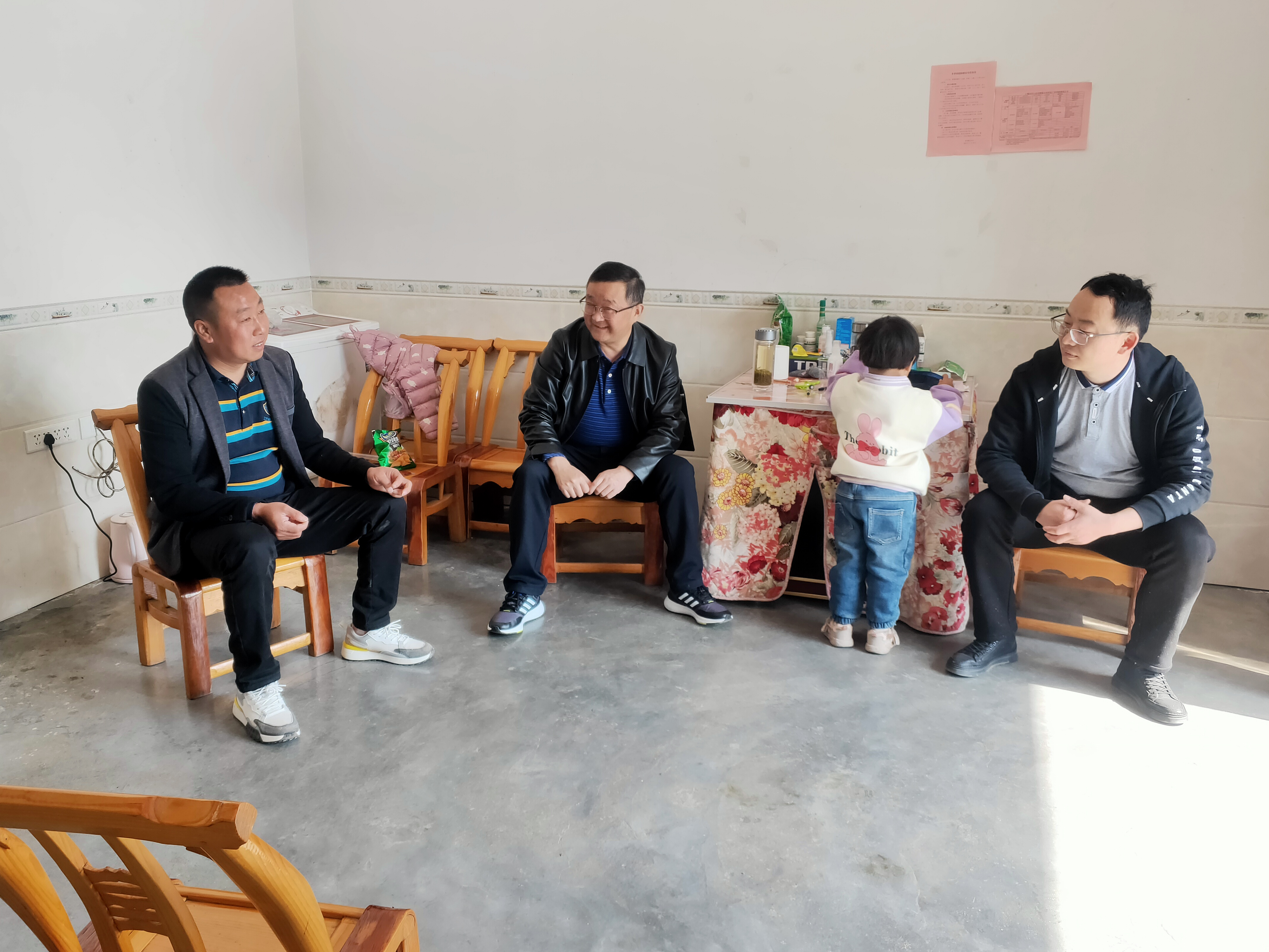 县公共检验检测中心开展“户户走到” 助力乡村振兴