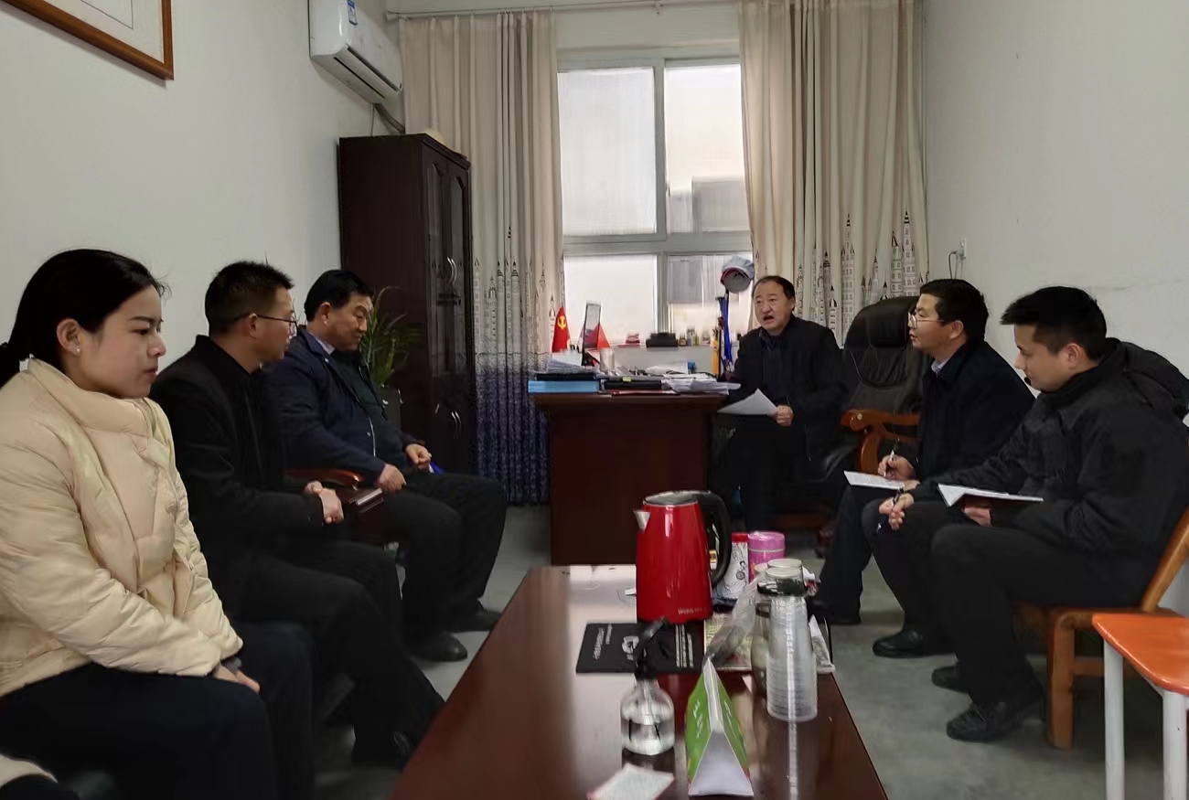 秦古镇中心学校：抓财务规范 促能力提升