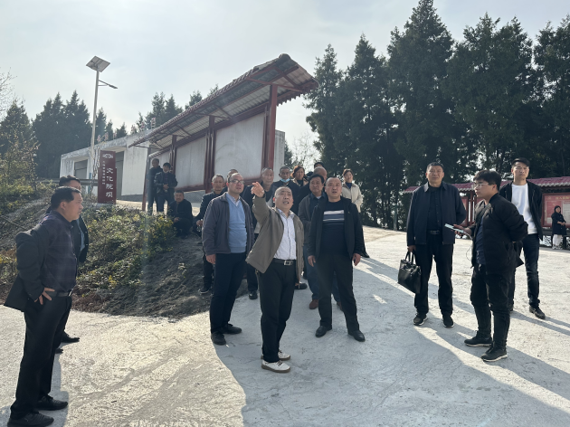 县畜牧兽医服务中心到四川考察生猪养殖项目