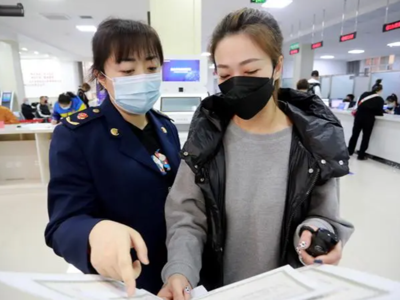 县委编办：实施“信用承诺+容缺受理” 提升审批效能