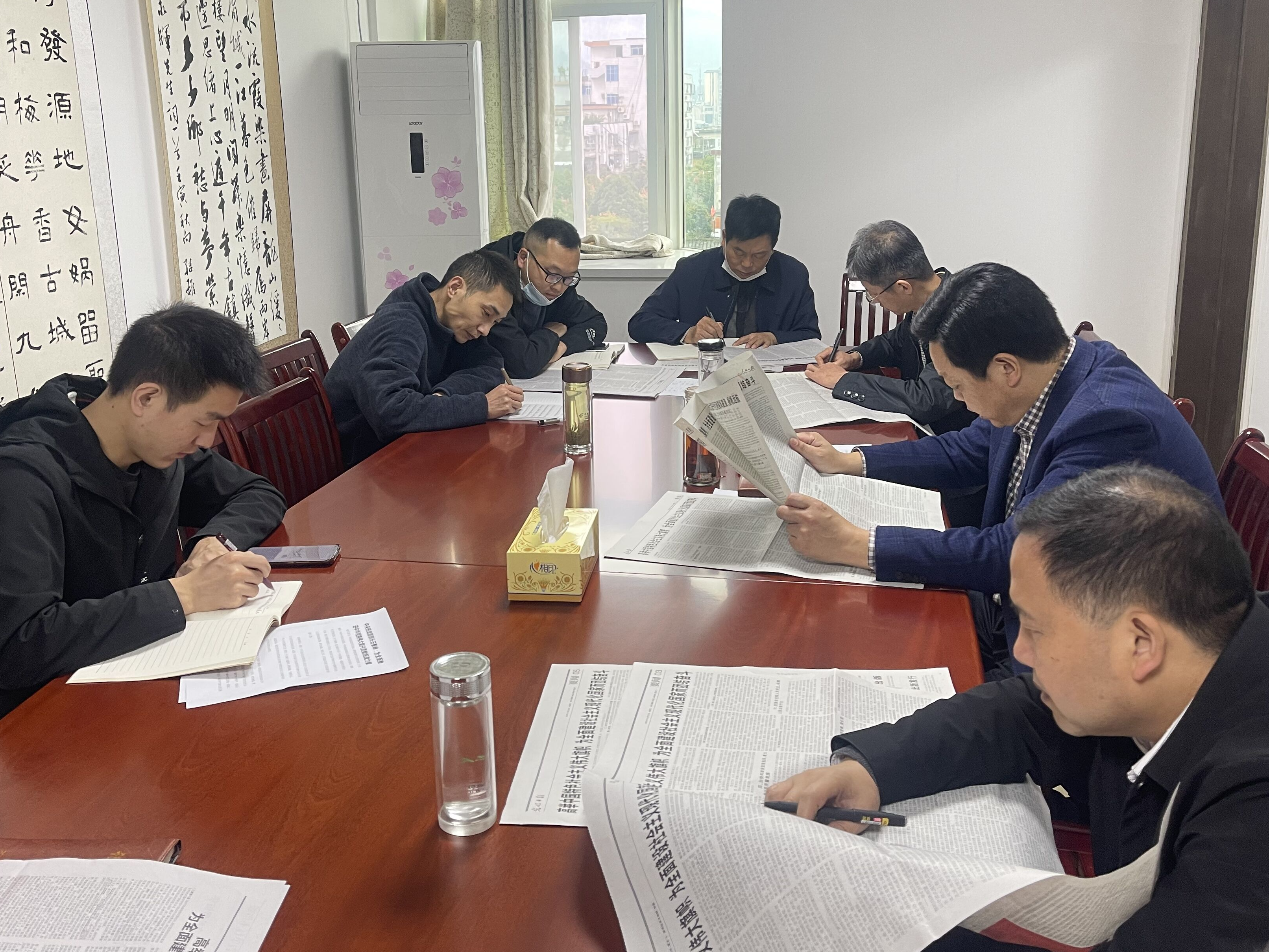 我县首期“统战讲堂”开讲