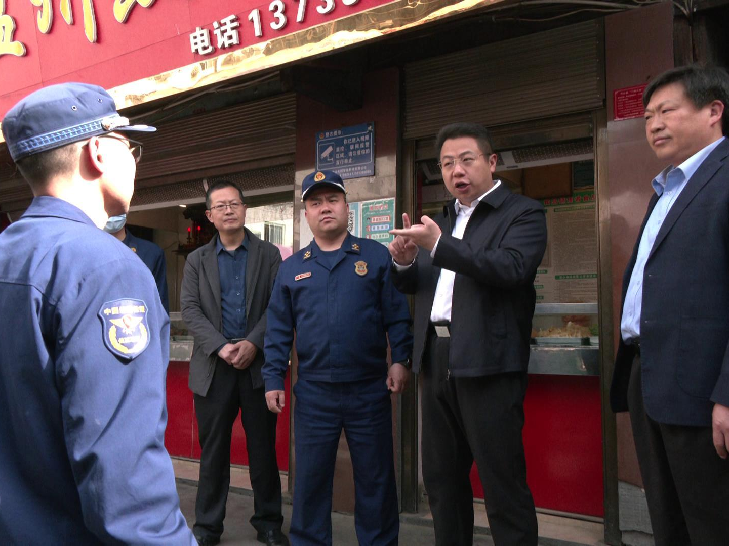 县领导带队回访督导火灾隐患整改工作