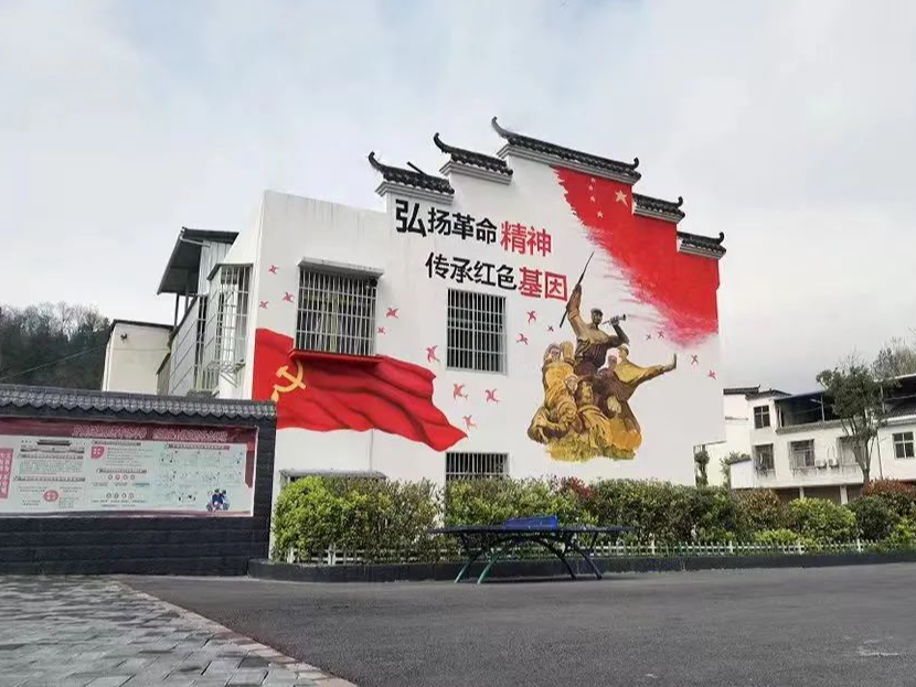 县人大：研学打卡在“一线” 红色教育在“基地”