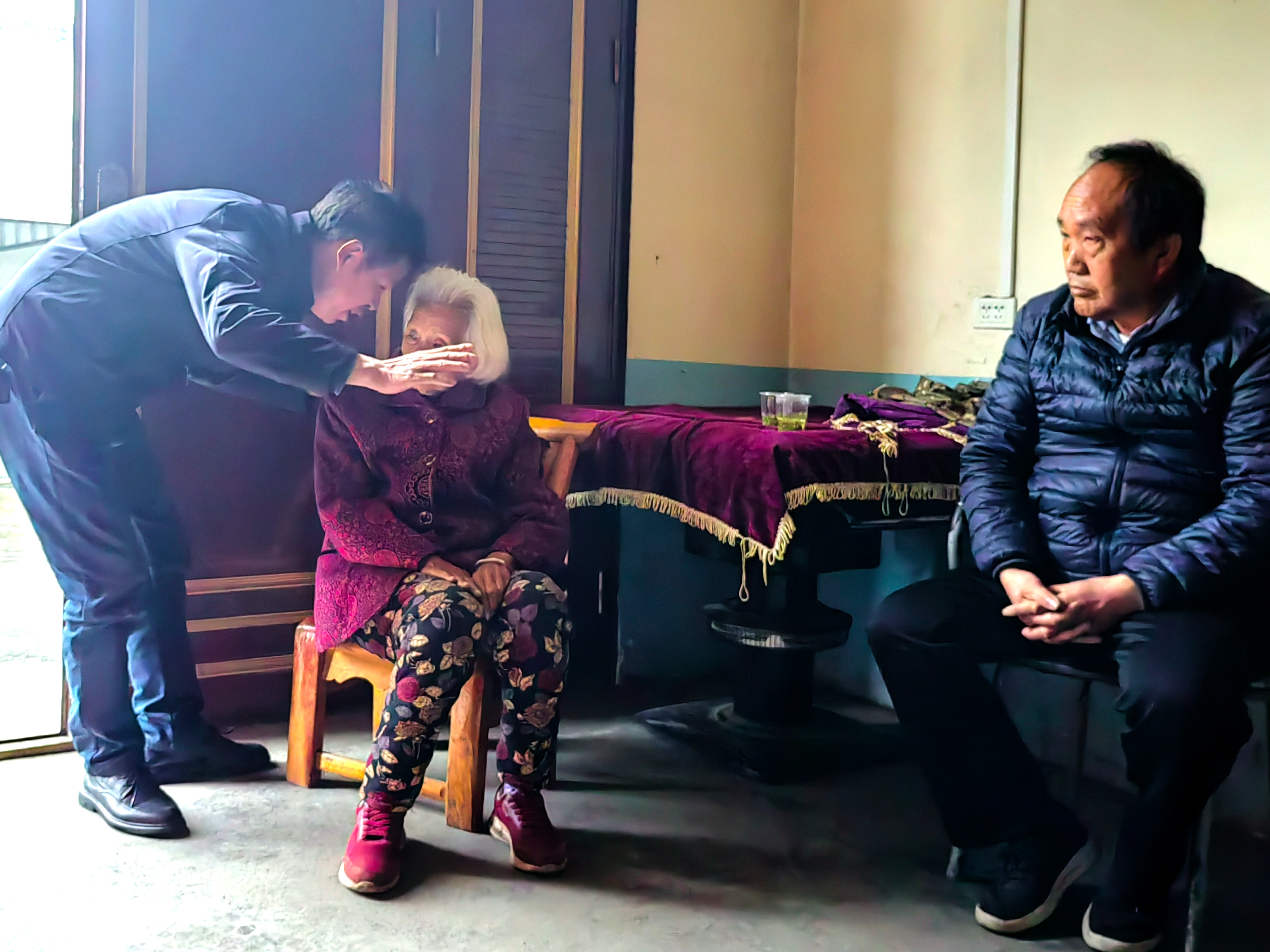 麻家渡镇：老班长工作室助力矛盾化解