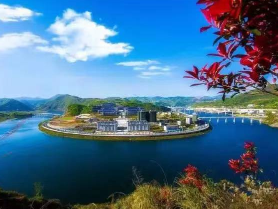 县房管局：外出观摩拓思路  交流学习促提升