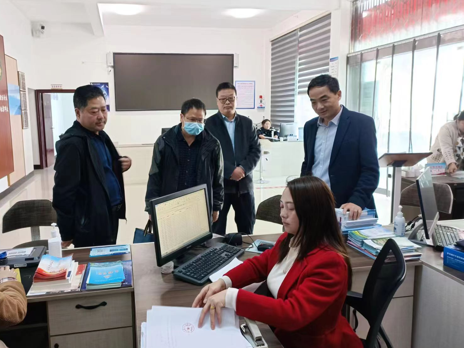 县人社局深入基层开展走访调研活动