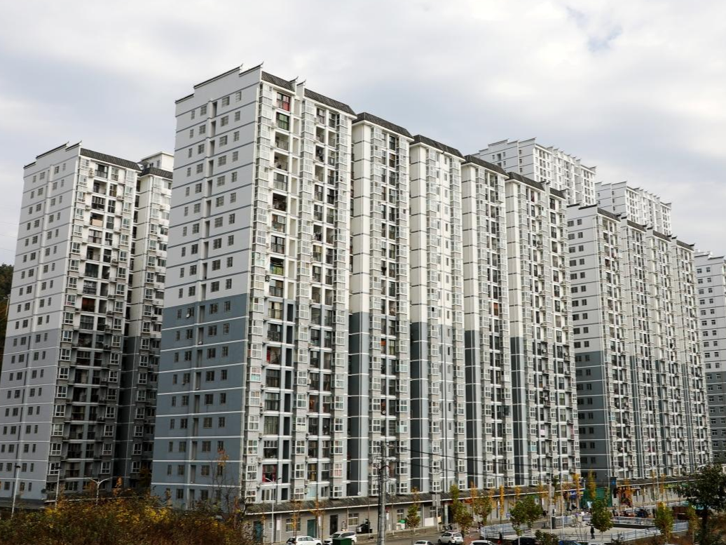 县住房公积金中心：优化服务暖民心  政务服务获好评