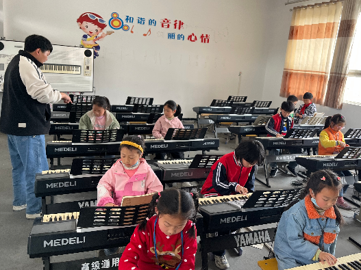 施洋小学：课后服务加持学生幸福童年