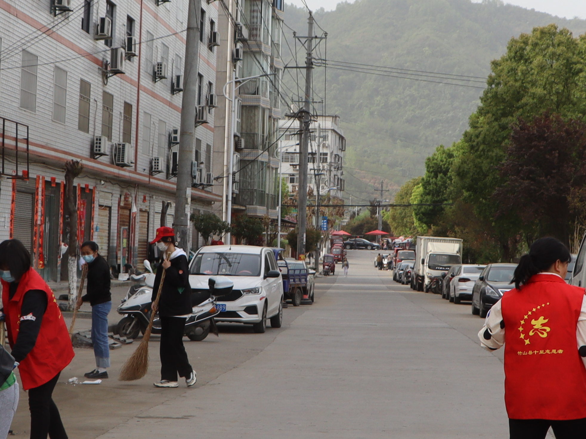 溢水小学：扎实开展爱卫月活动