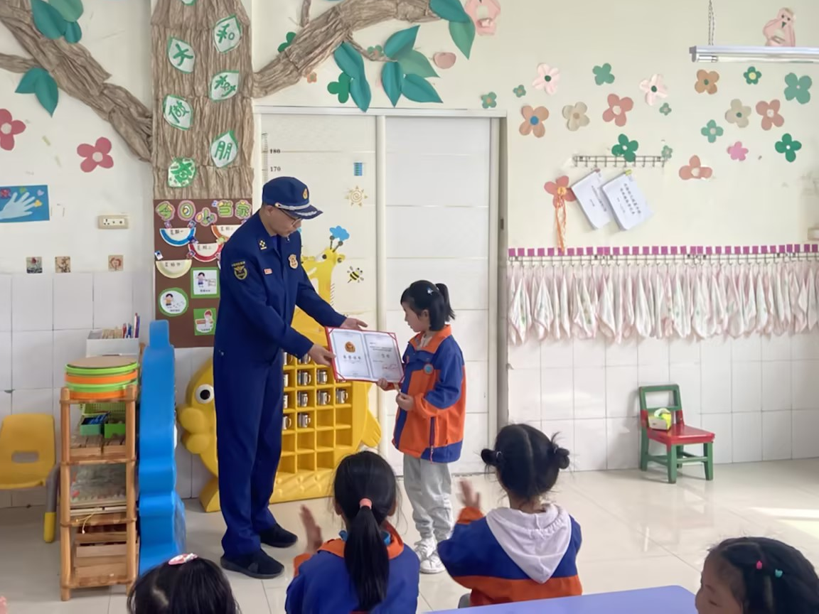 县实验幼儿园杨淑雅获得市级比赛一等奖