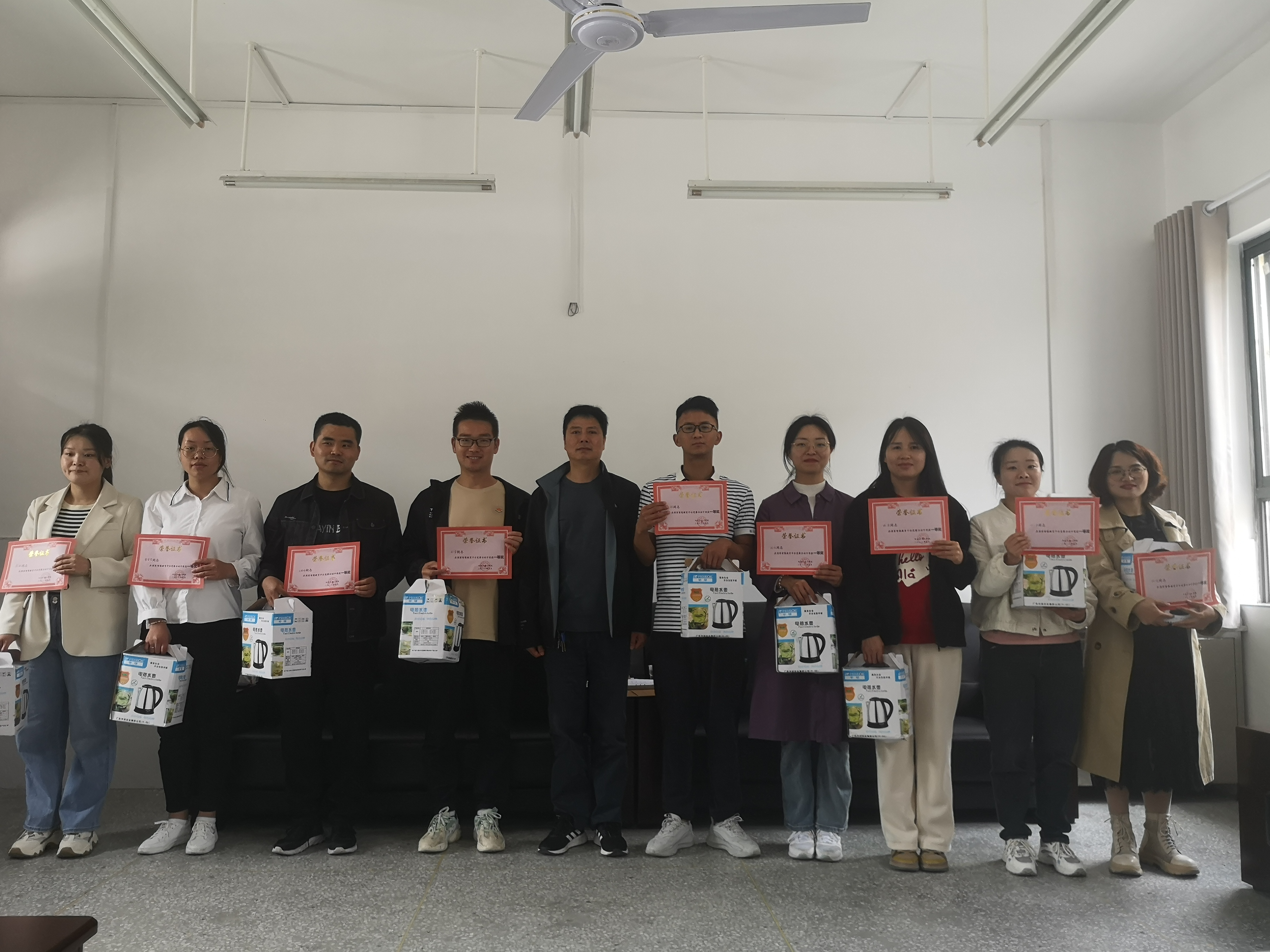 双台乡中心学校开展国家中小学智慧教育平台应用竞赛活动