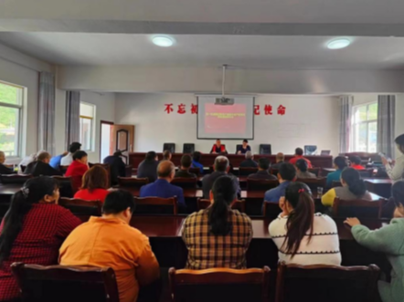 双台乡启动新一轮退耕还林确权发证工作