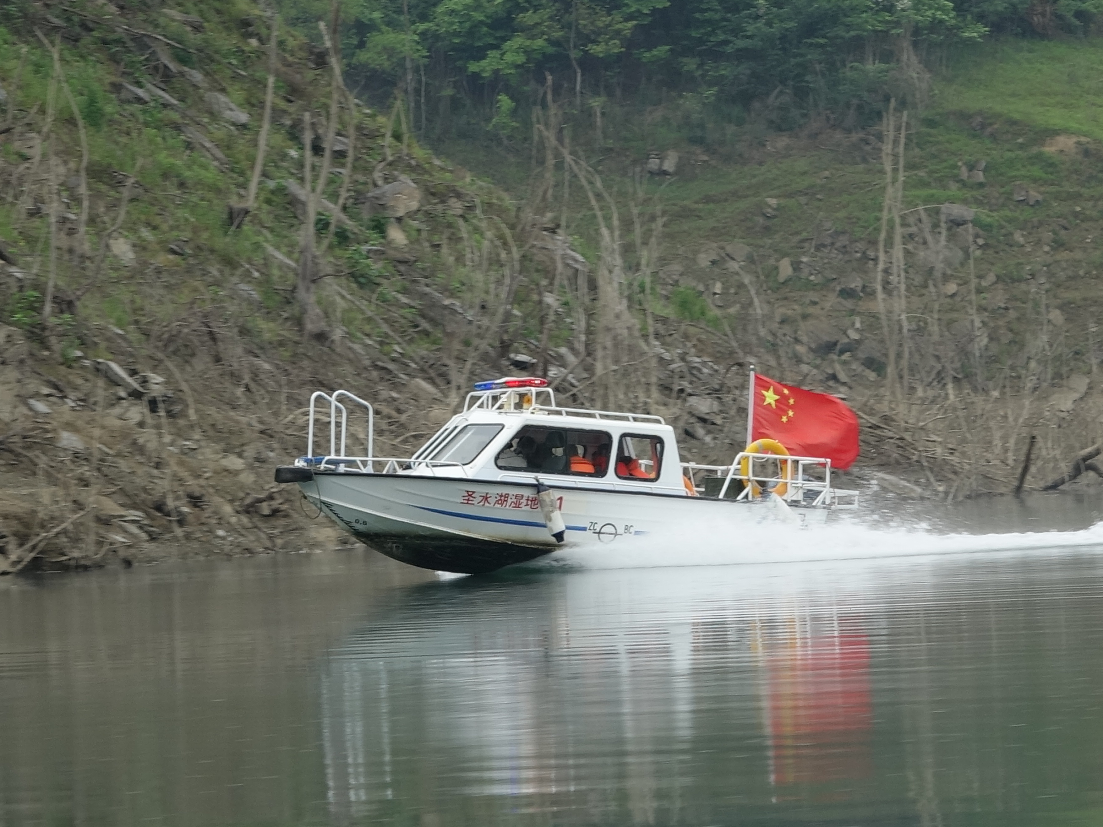 圣水湖管理局：提升能力作風(fēng) 開展專項(xiàng)整治行動(dòng)