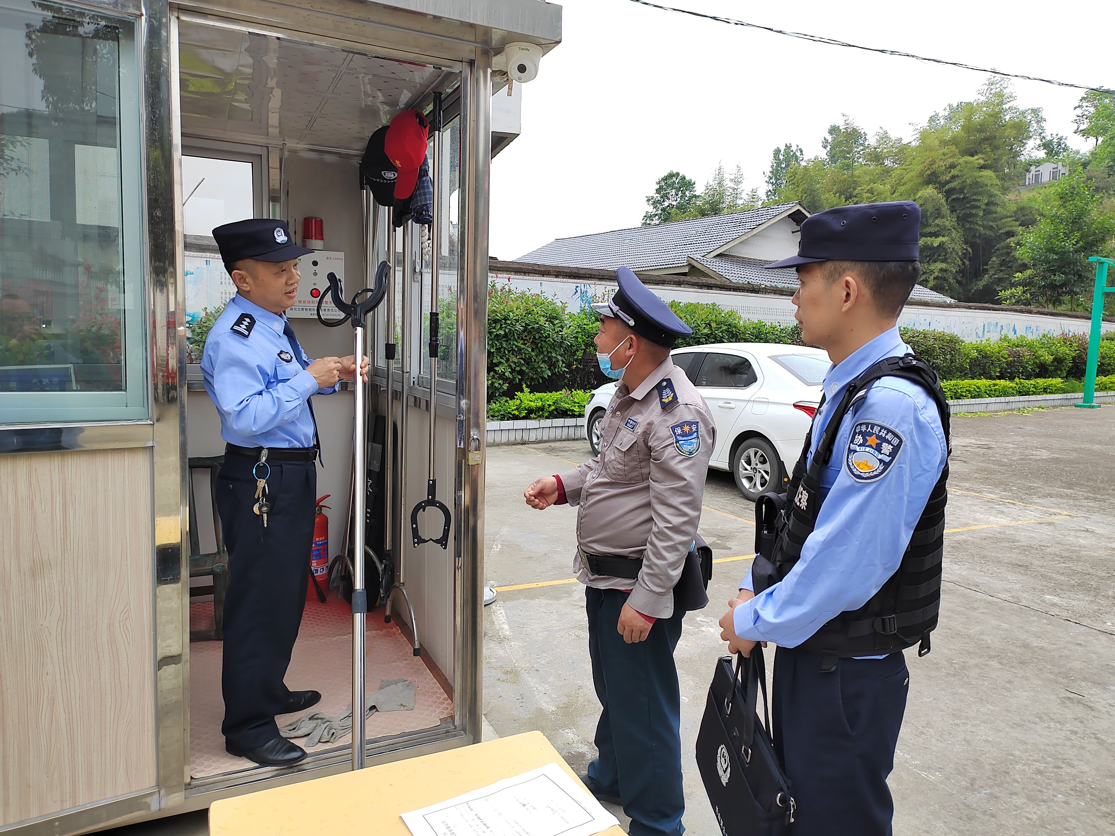 潘口鄉：開展隱患排查  護航校園安