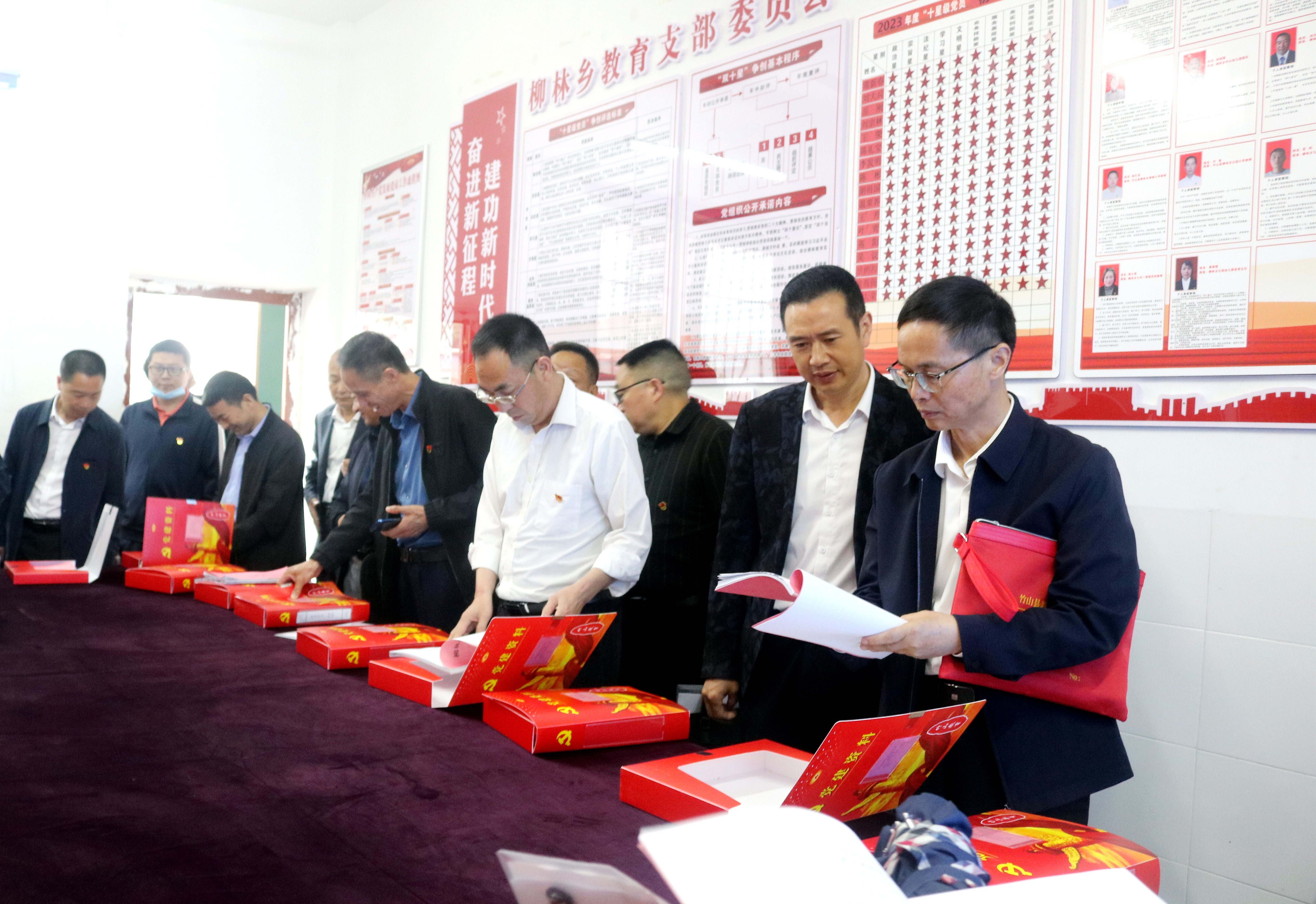 柳林乡中心学校：念好“勤”字诀