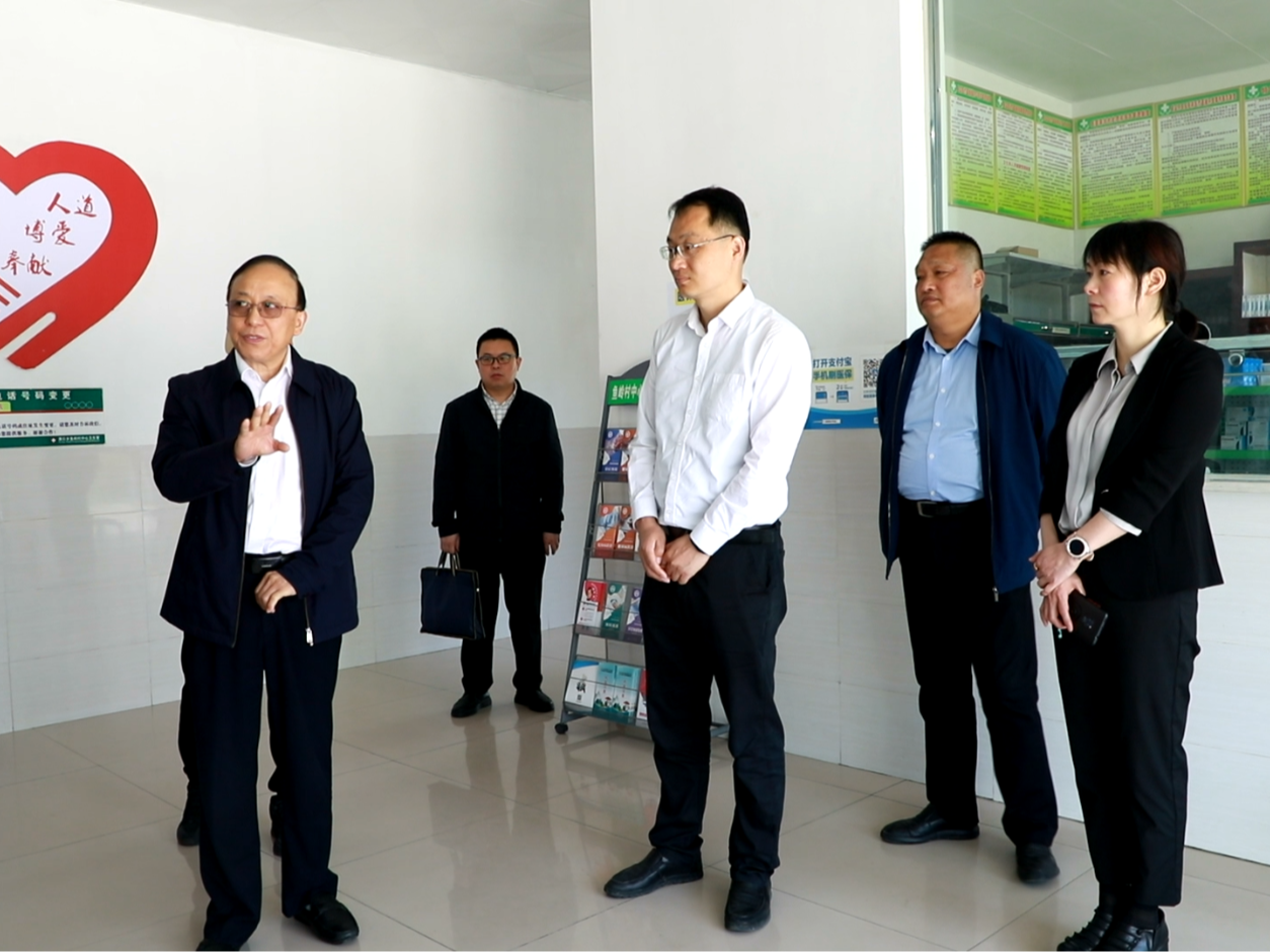 省红十字会来竹调研