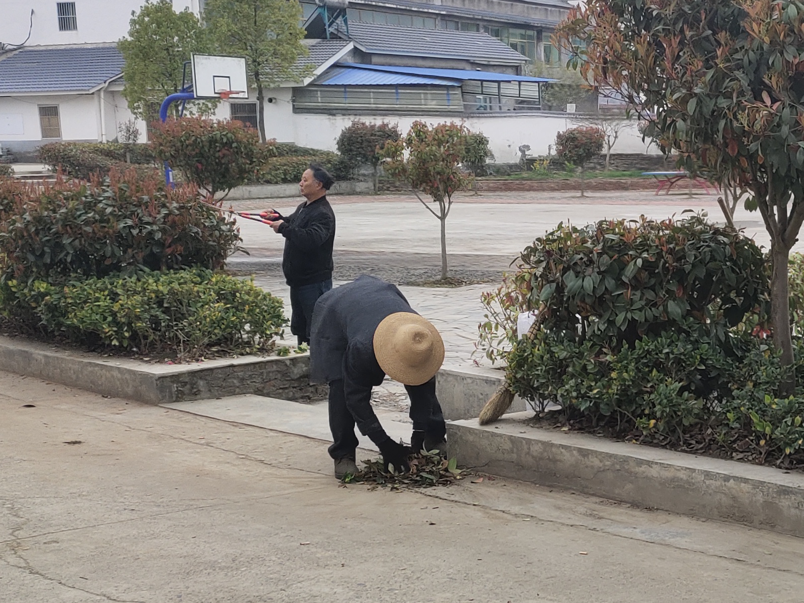 秦古镇独山村积极探索人居环境整治新思路