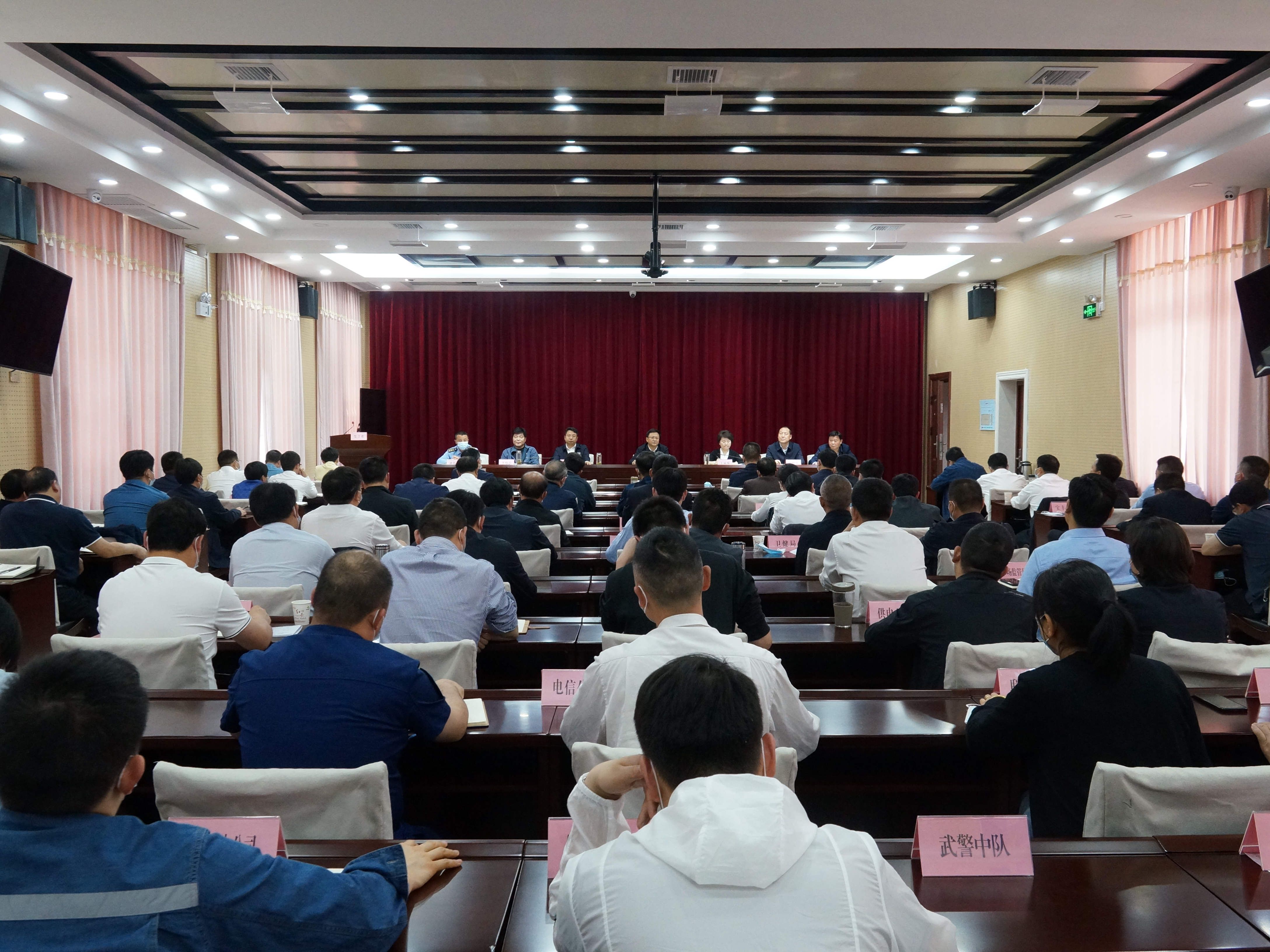 我县安排部署防汛抗旱工作