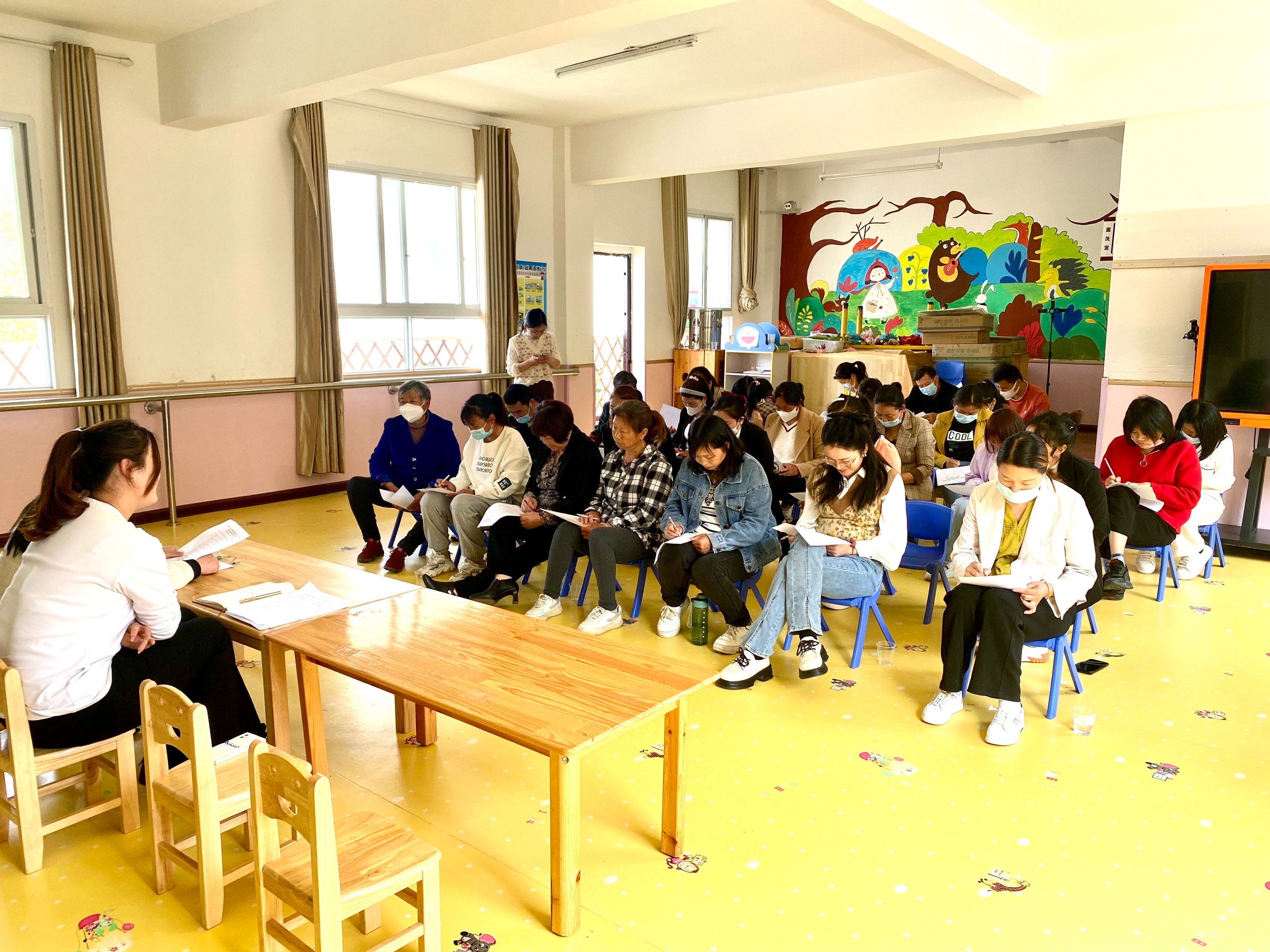 擂鼓镇家庭经济困难学生“应助尽助”