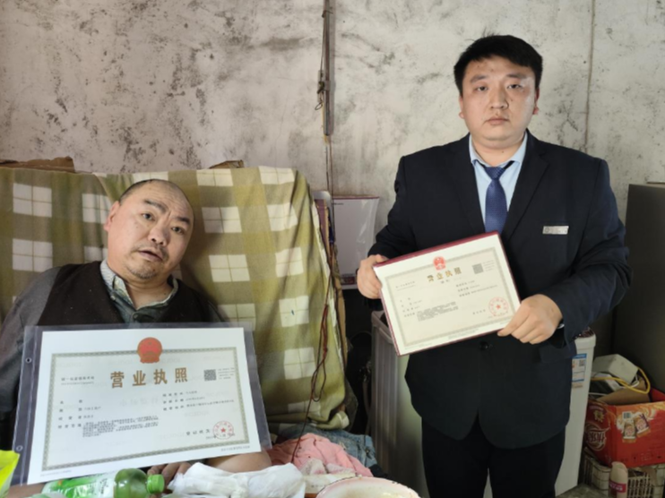 县行政审批局：办证不出门 上门服务暖人心