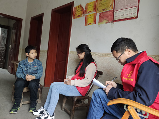 复兴小学开展“课外访万家”活动