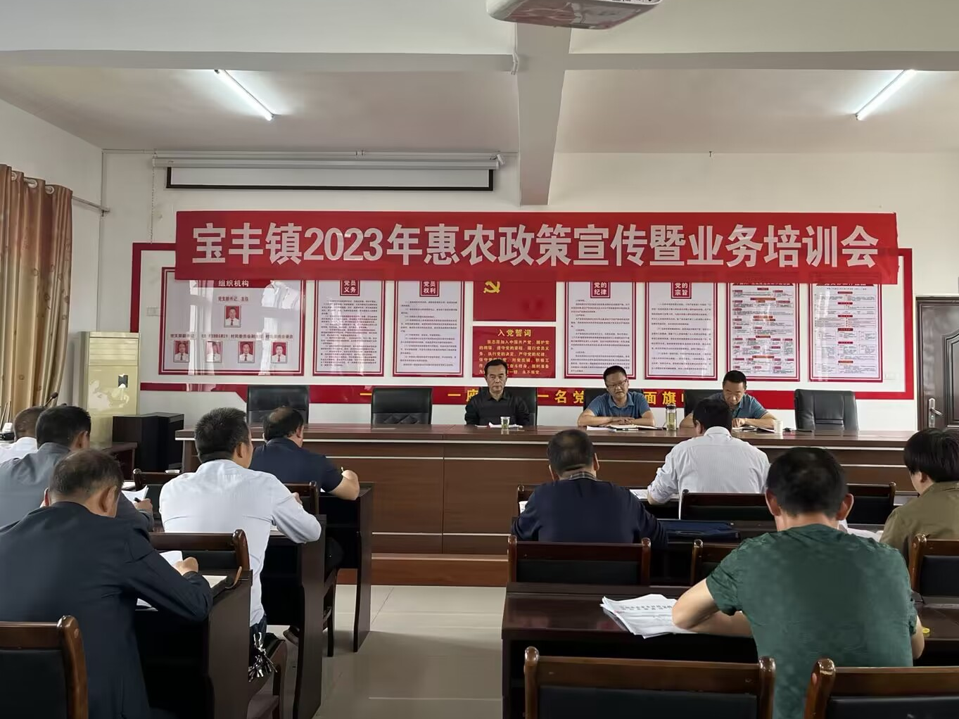 我县积极开展惠农补贴发放工作