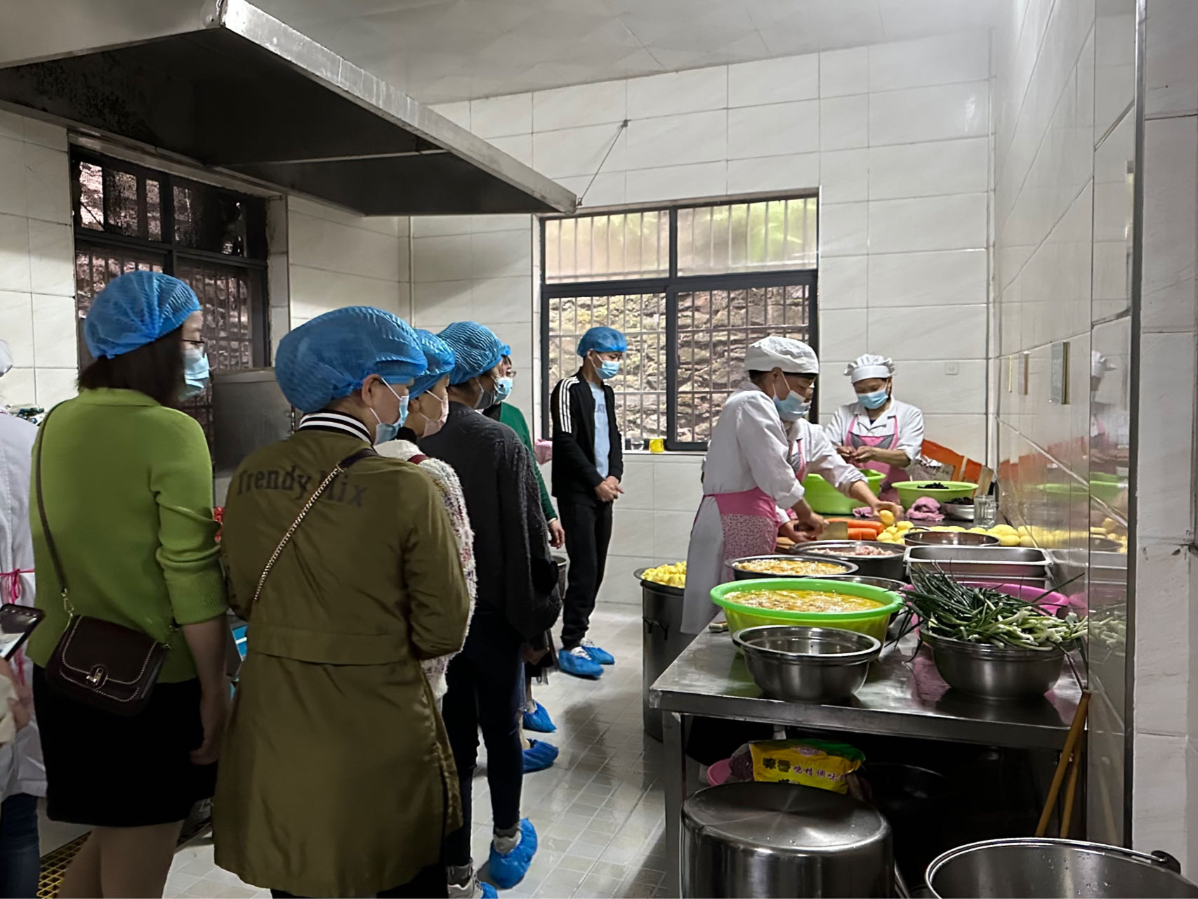 张振武幼儿园：“亮化”幼儿膳食