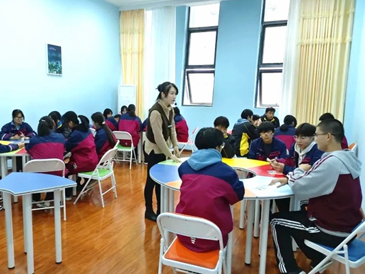 县职校：人防筑基促“七防” 织密校园“平安网”